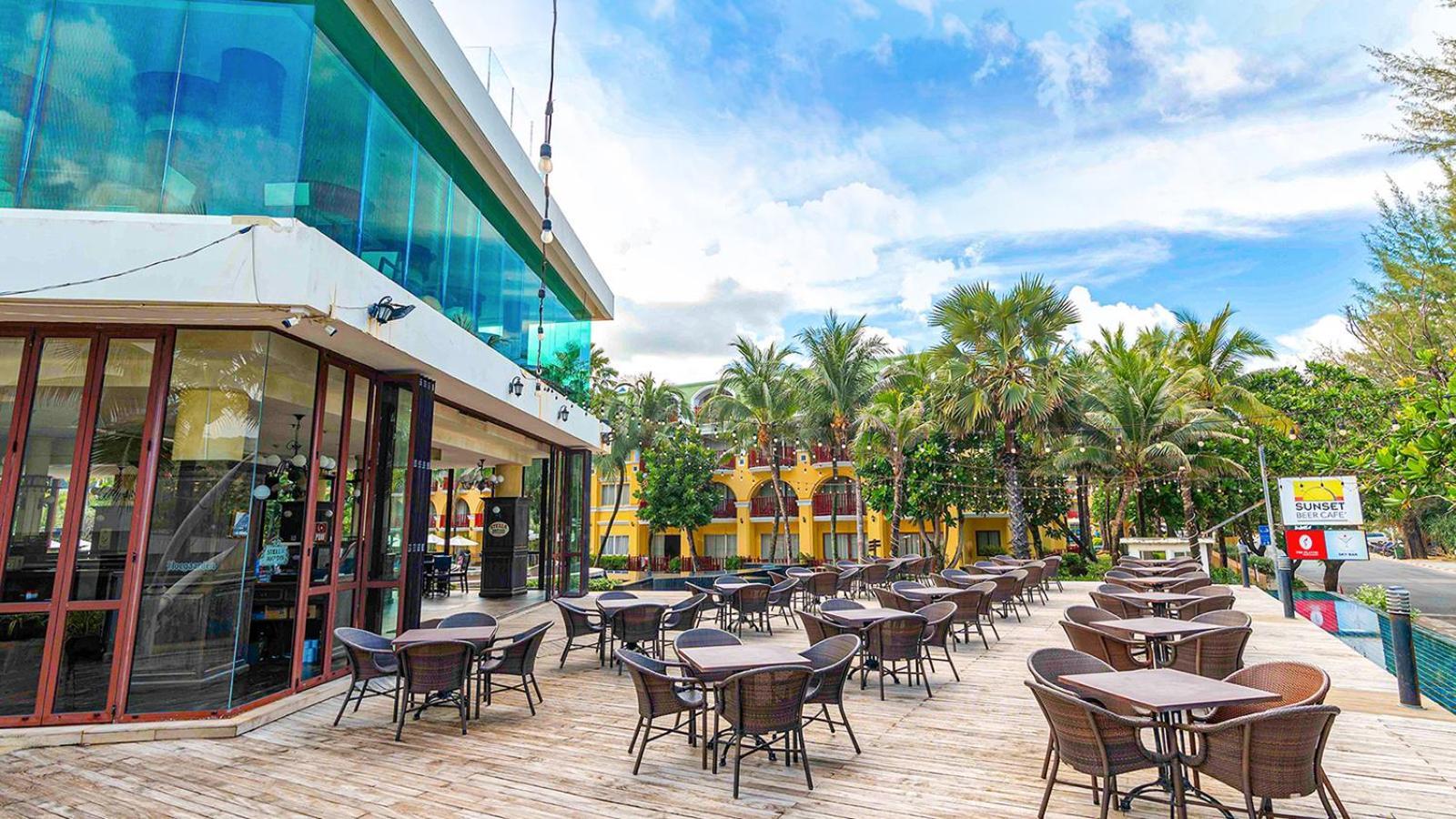 Phuket Graceland Resort And Spa Patong Exterior photo The Village